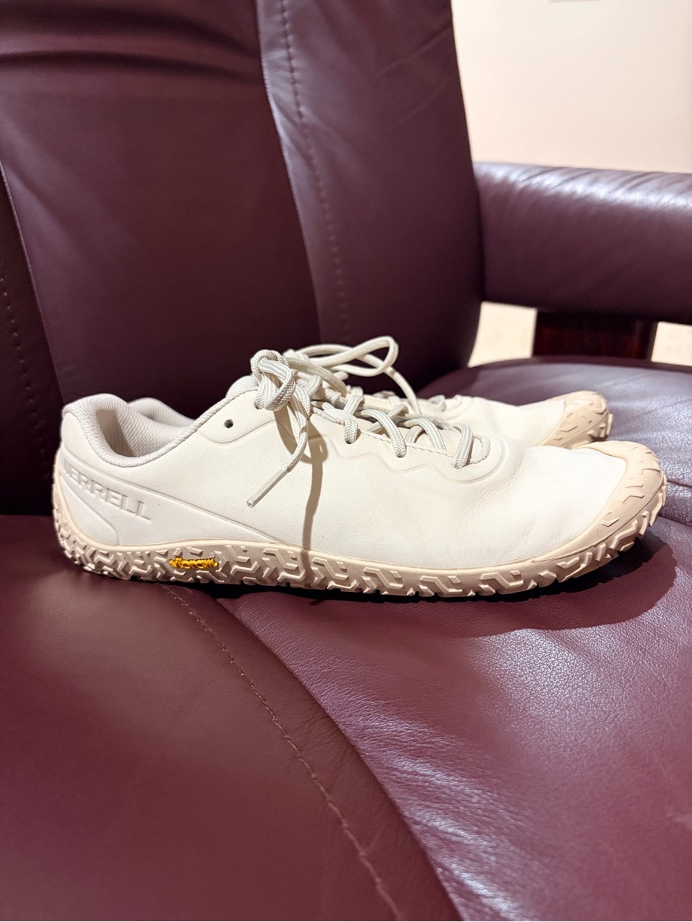 Merrell Vapor Glove Leather Eggshell size 10.5 Women’s Shoes